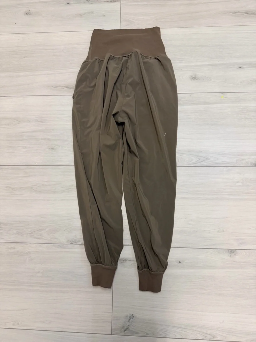 Aerie Offline Jogger‎ Pants Olive Taupe High Waist Sz S/P Performance Athleisure